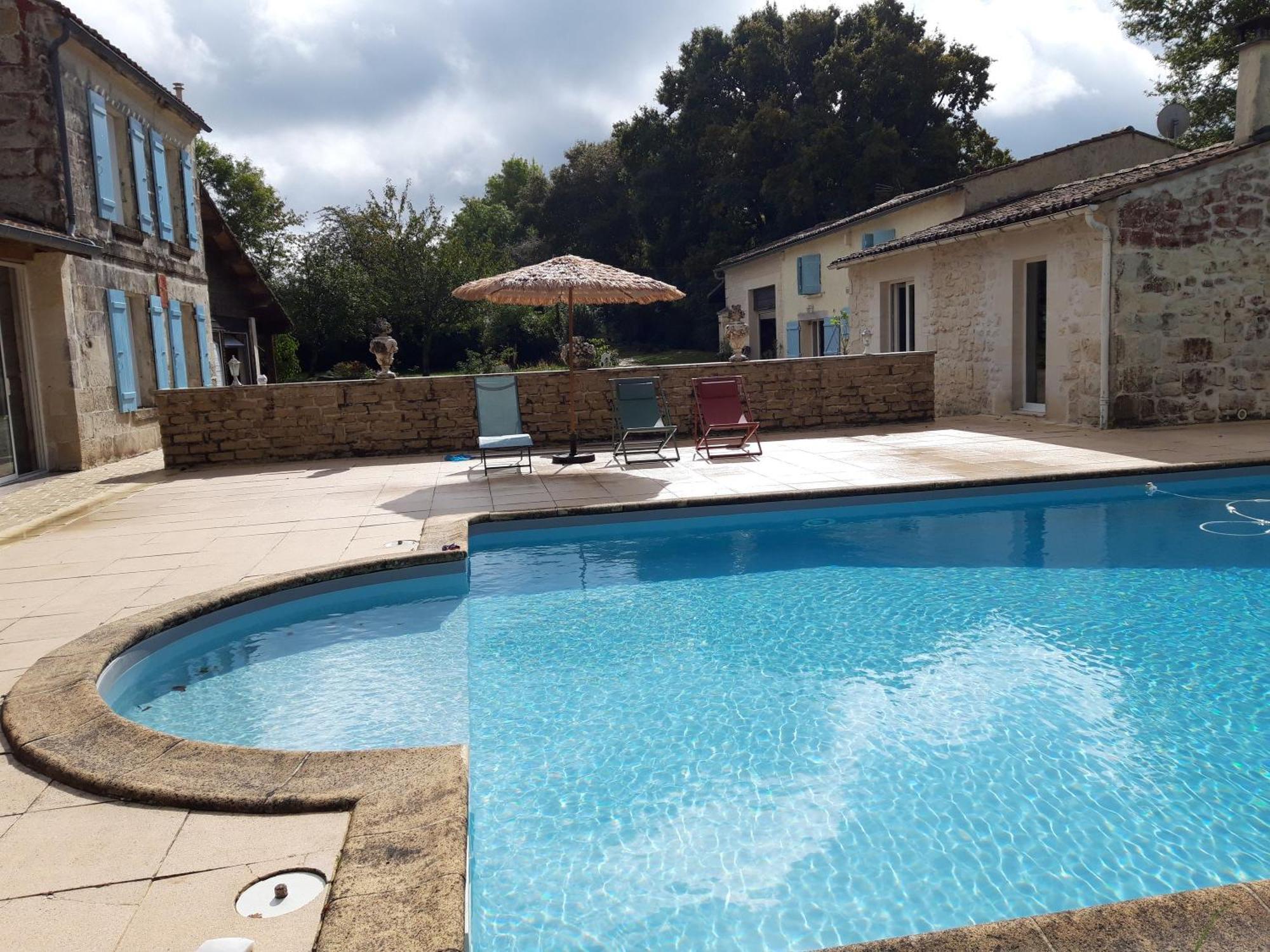 Domaine Fontcouverte Hotel Fontcouverte  Exterior foto